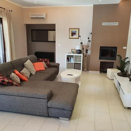 Lorraine Comfortable فيلة *
